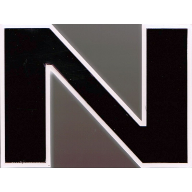 Buchstabe "N" zu Schriftzug